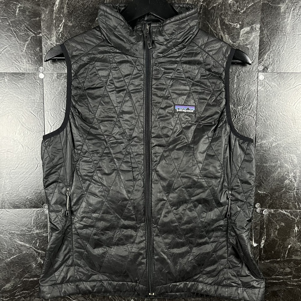 Patagonia Women's Black Nano Puff Insulated Vest Medium